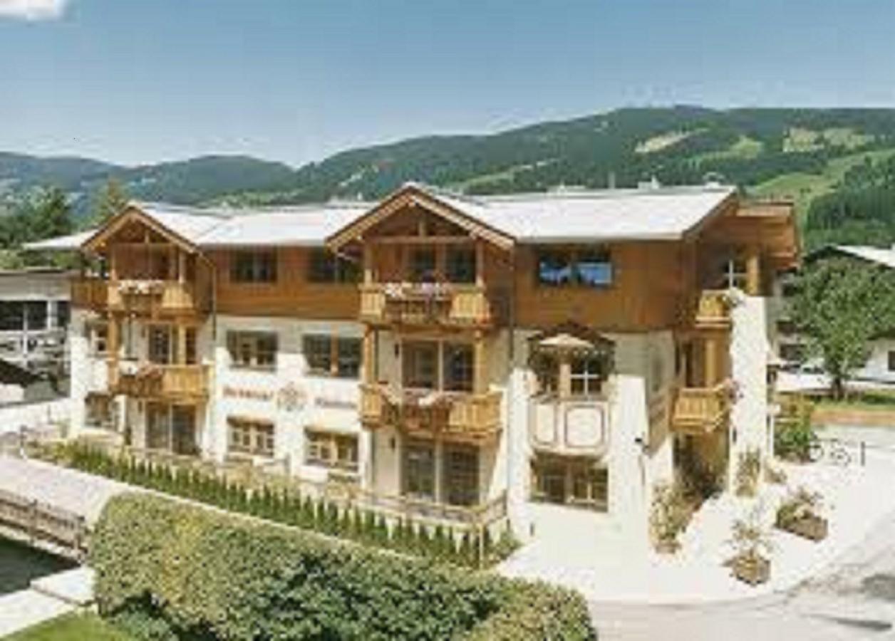 Ferienhaus Hotel Roesslwirt Kirchberg in Tirol Exterior foto